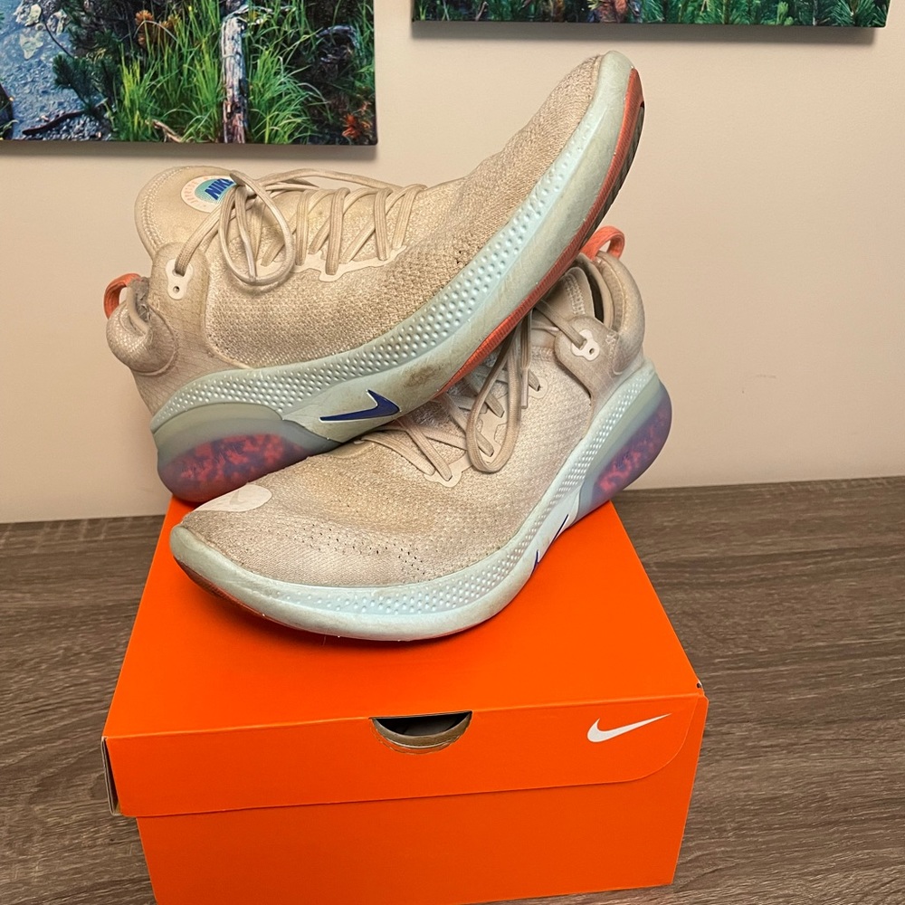 Nike joyrides